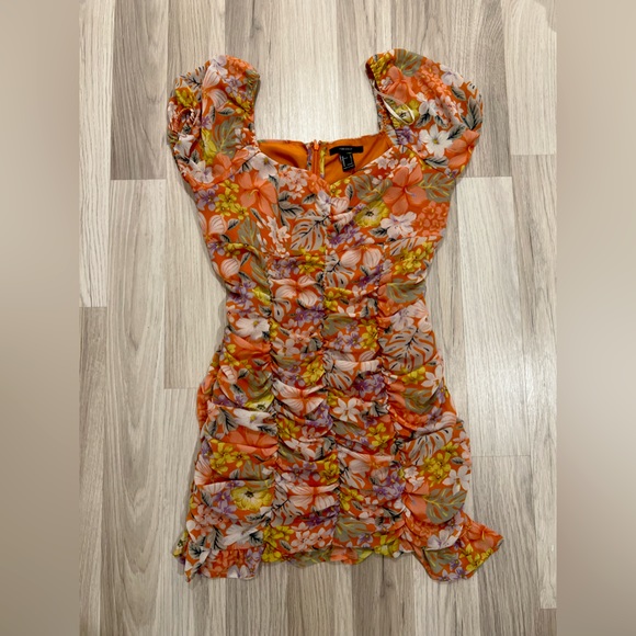 Floral dress - Picture 1 of 3